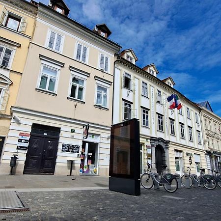 Viksi Hostel Ljubljana Dış mekan fotoğraf