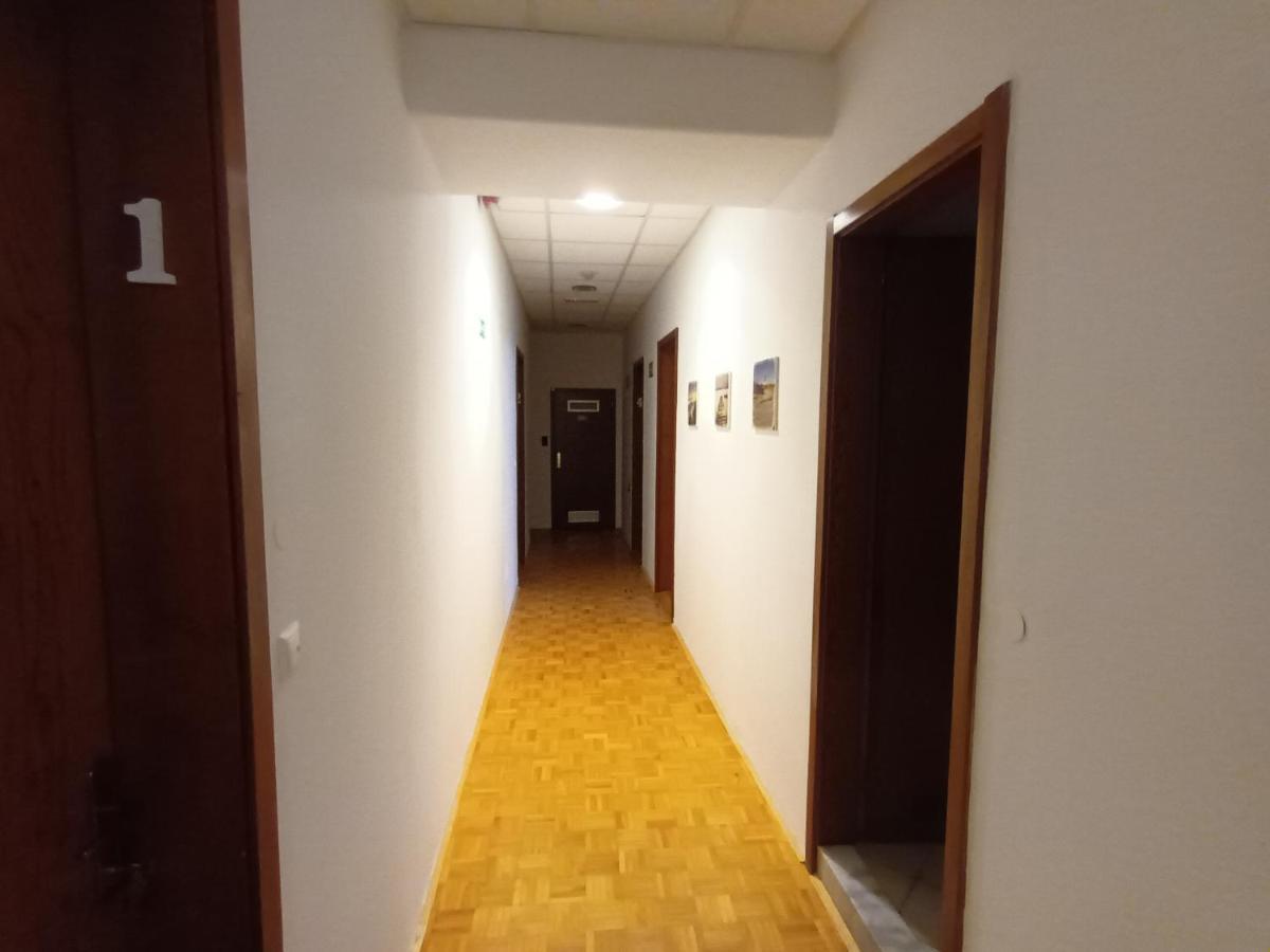 Viksi Hostel Ljubljana Oda fotoğraf