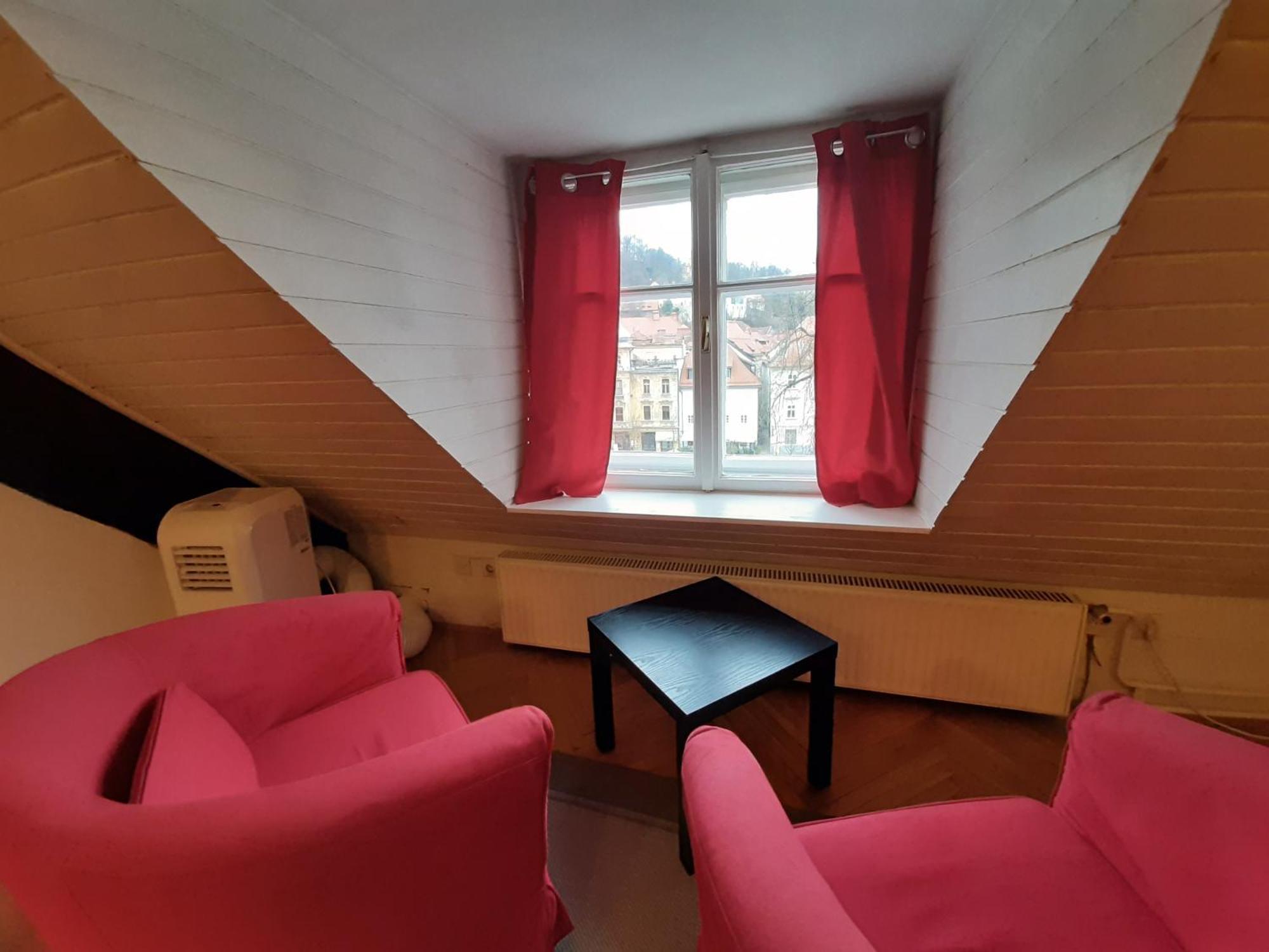 Viksi Hostel Ljubljana Oda fotoğraf